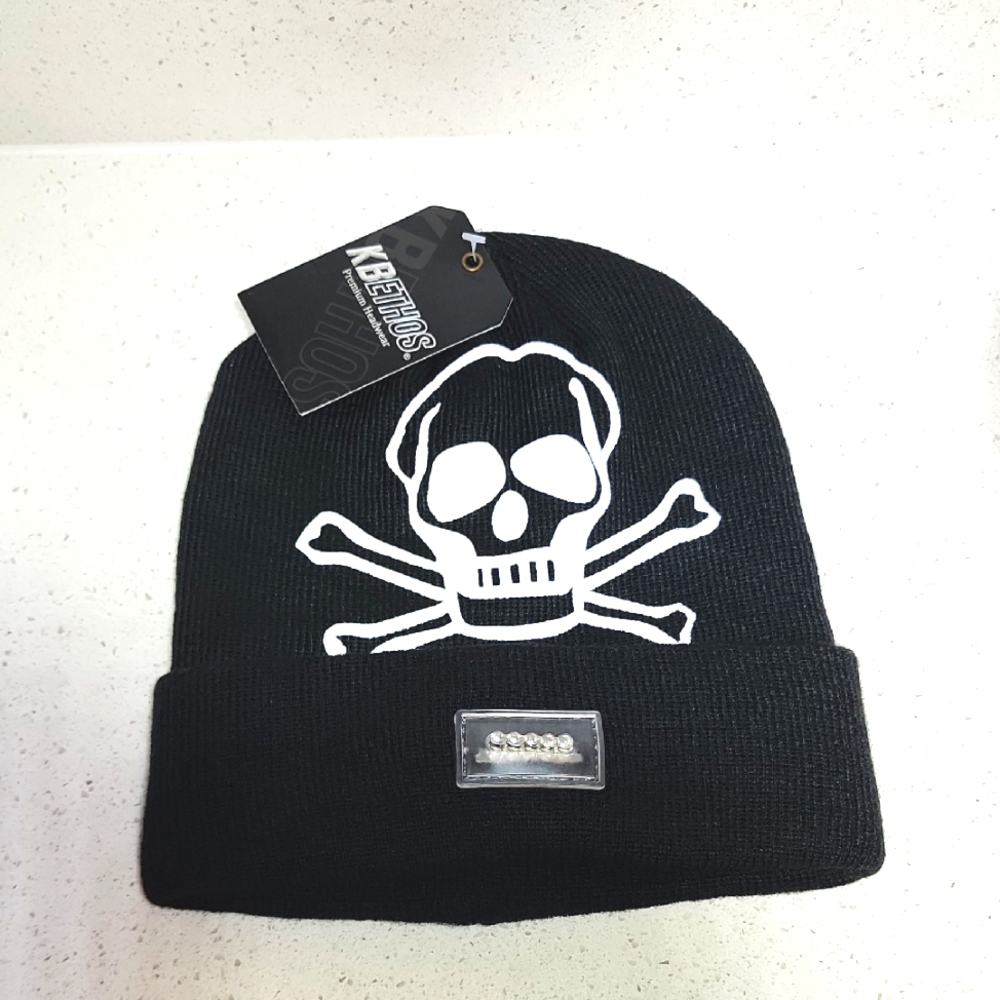 Black and White Skull Design Hat, Beanie. KBETHOS. New With Tag